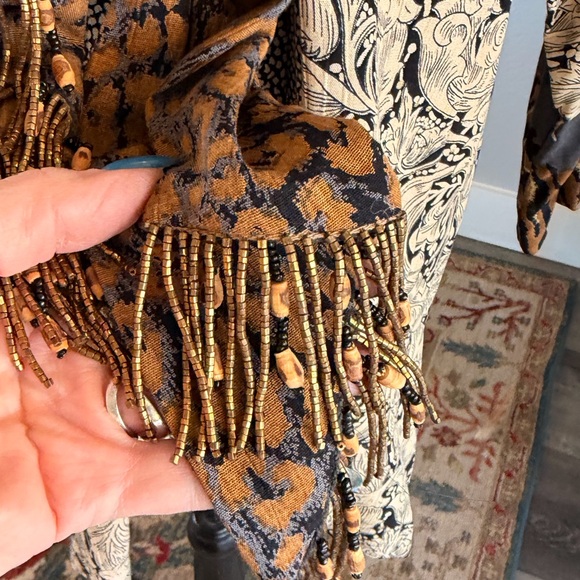 Carole Little Tan and Black Patterned Mixed Jacket - Picture 8 of 9